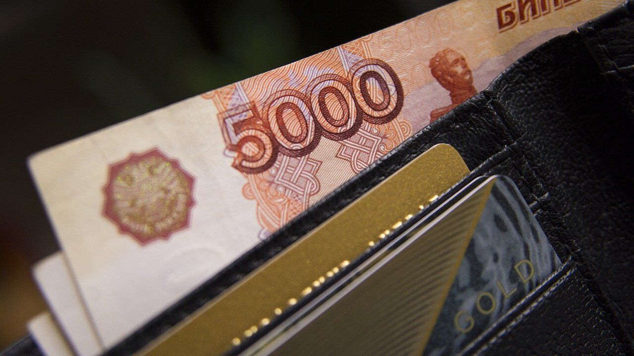 Инвестор Ходченков назвал 5 способов защиты сбережений при падении рубля Инвестор Ходченков назвал 5 способов защиты сбережений при падении рубля