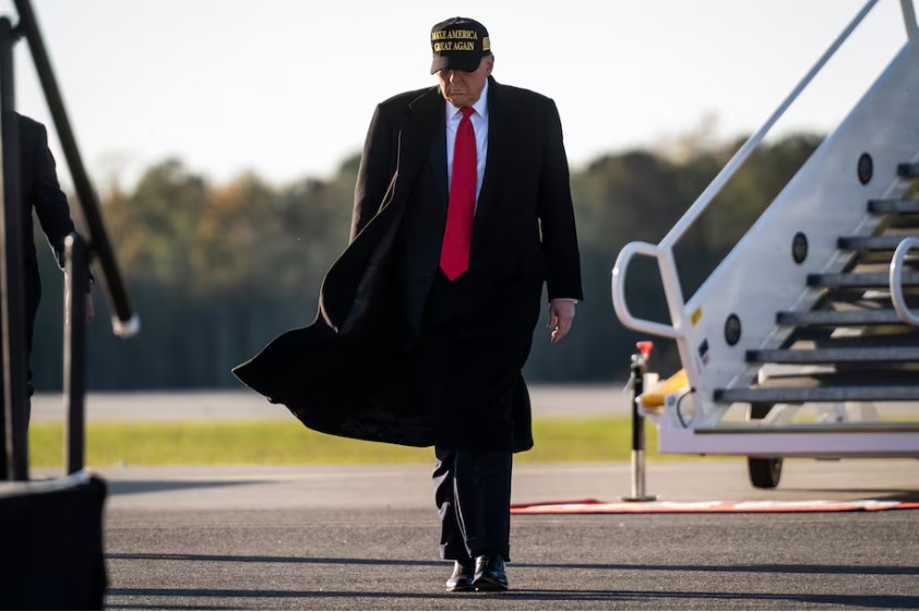 Трамп пригрозил разрушением России в случае отказа Путина от сделки по Украине