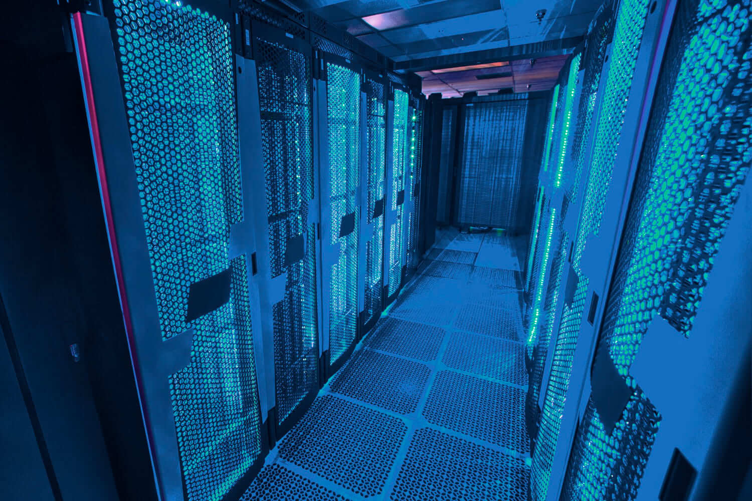 OpenAI и Oracle инвестируют четверть российского ВВП в ЦОДы для ИИ OpenAI и Oracle инвестируют четверть российского ВВП в ЦОДы для ИИ