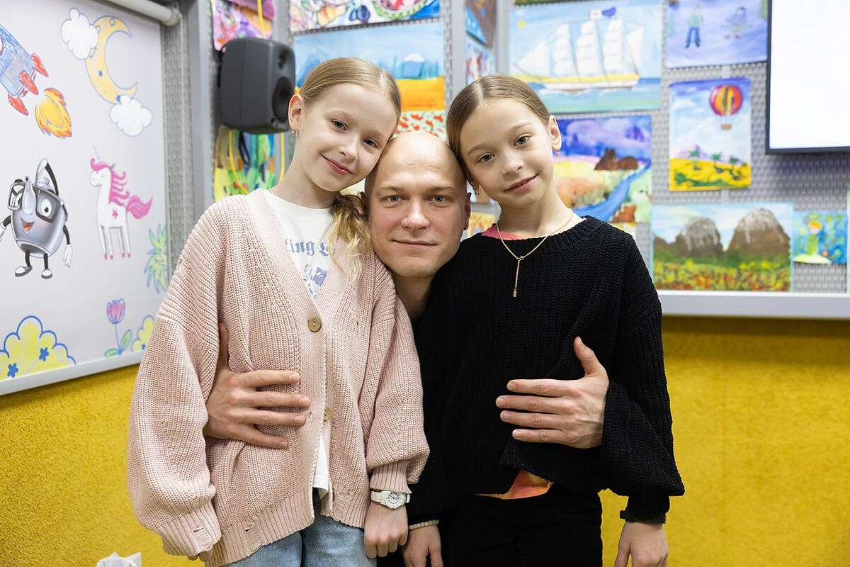 Исполнил мечту дочек и предался ностальгии: Юра Борисов дал редкое интервью Исполнил мечту дочек и предался ностальгии: Юра Борисов дал редкое интервью