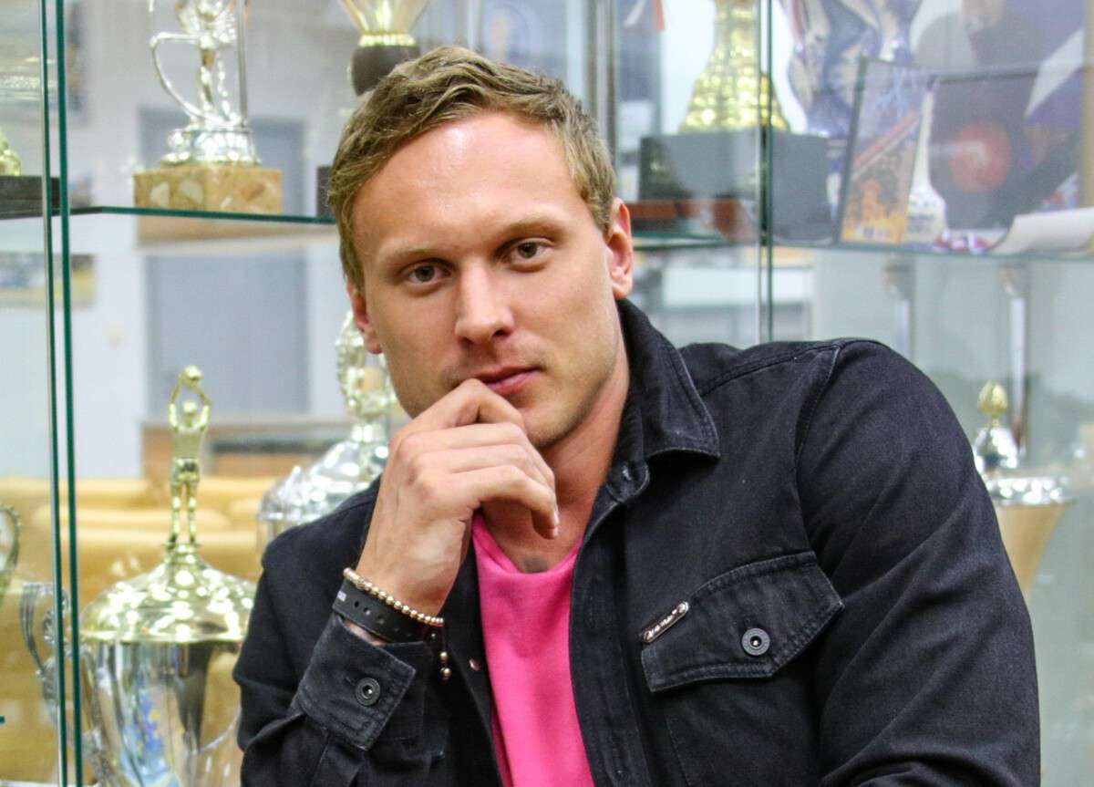«Поперлась за ними»: отец Тиммы рассказал, как Седокова атаковала его сына «Поперлась за ними»: отец Тиммы рассказал, как Седокова атаковала его сына