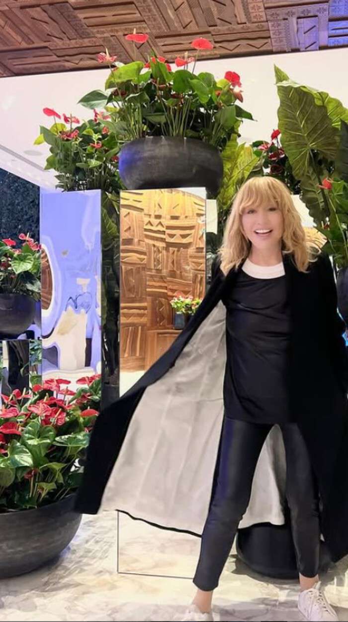 75-летняя Алла Пугачева появилась в блоге мужа в обтягивающих брюках 75-летняя Алла Пугачева появилась в блоге мужа в обтягивающих брюках