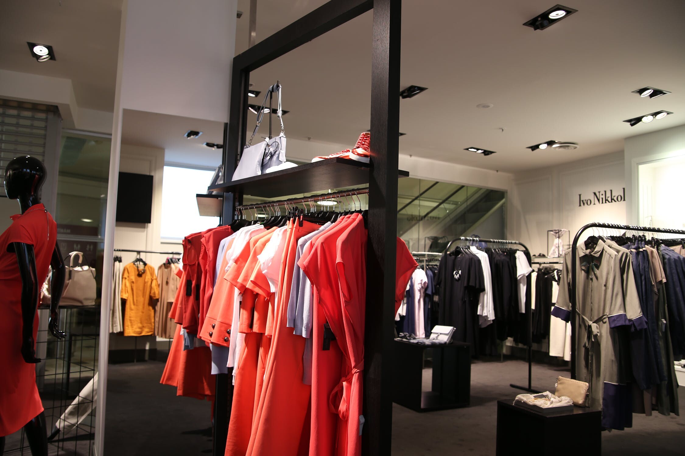 SHOT: японская сеть UNIQLO рассматривает возможность возвращения в Россию SHOT: японская сеть UNIQLO рассматривает возможность возвращения в Россию