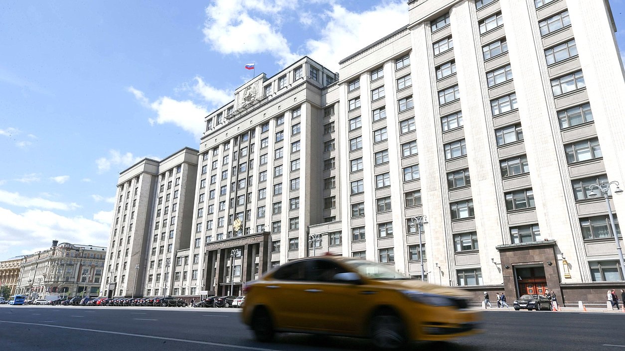 Депутат ГД Арефьев назвал Бориса Ельцина предателем РФ Депутат ГД Арефьев назвал Бориса Ельцина предателем РФ