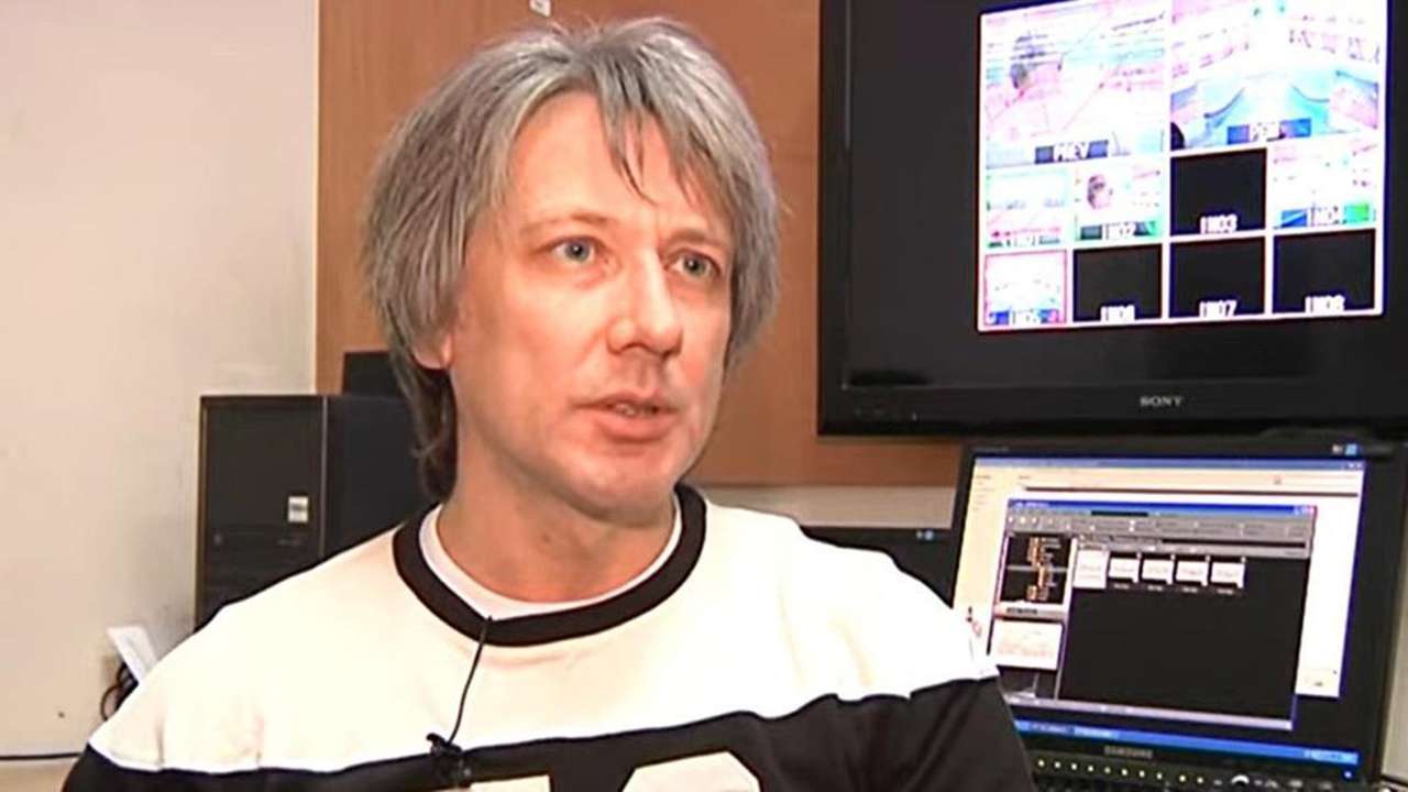 Скончался Алексей Веселкин, ведущий программ «До 16 и старше», «Царь горы» и «Детский час» Скончался Алексей Веселкин, ведущий программ «До 16 и старше», «Царь горы» и «Детский час»