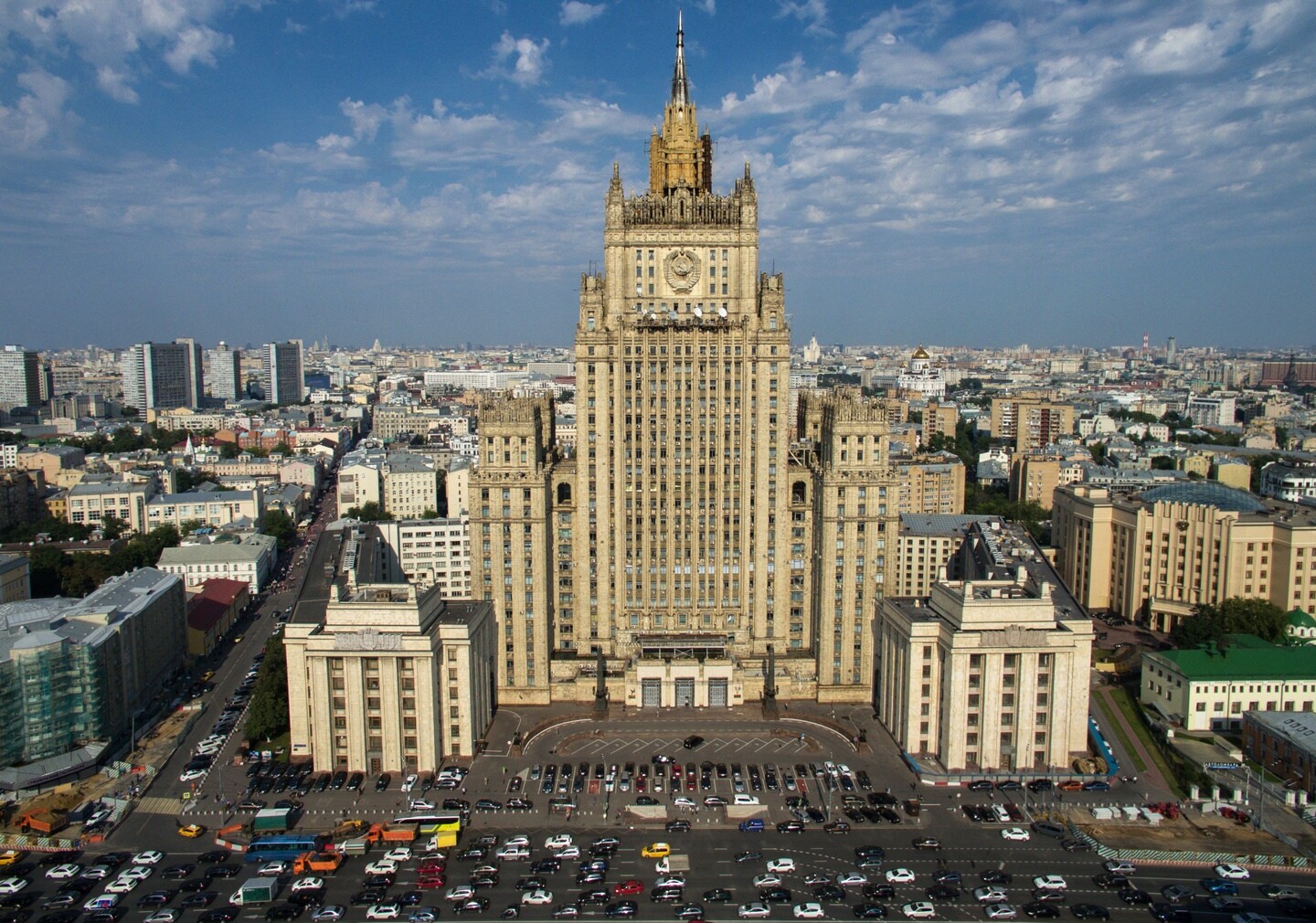 Минюст внес в реестр иноагентов экс-главу МИД России Андрея Козырева Минюст внес в реестр иноагентов экс-главу МИД России Андрея Козырева