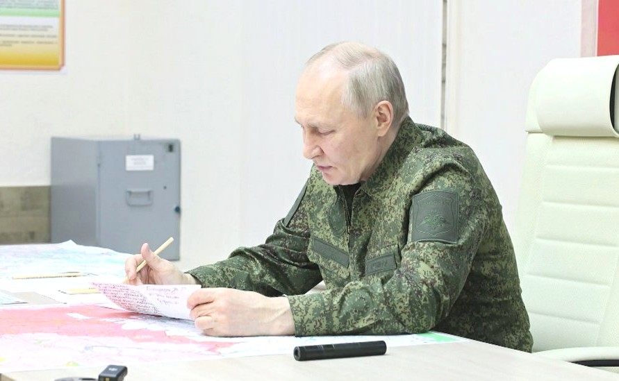 «Американцев бросило в дрожь»: в КНР удивлены реакцией Путина на шантаж США «Американцев бросило в дрожь»: в КНР удивлены реакцией Путина на шантаж США