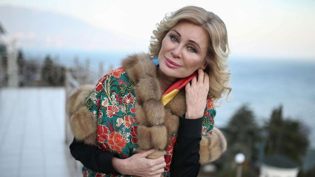 Вика Цыганова обвинила Киркорова в «сатанизме» из-за пасхального кулича за 100 тысяч Вика Цыганова обвинила Киркорова в «сатанизме» из-за пасхального кулича за 100 тысяч