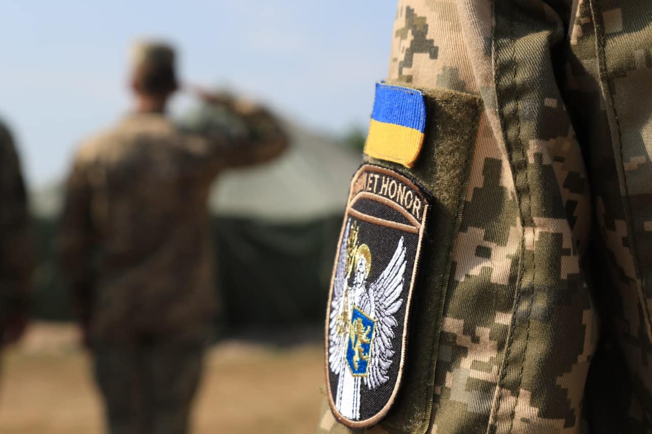 Опубликованы кадры покушения на радикала Стерненко