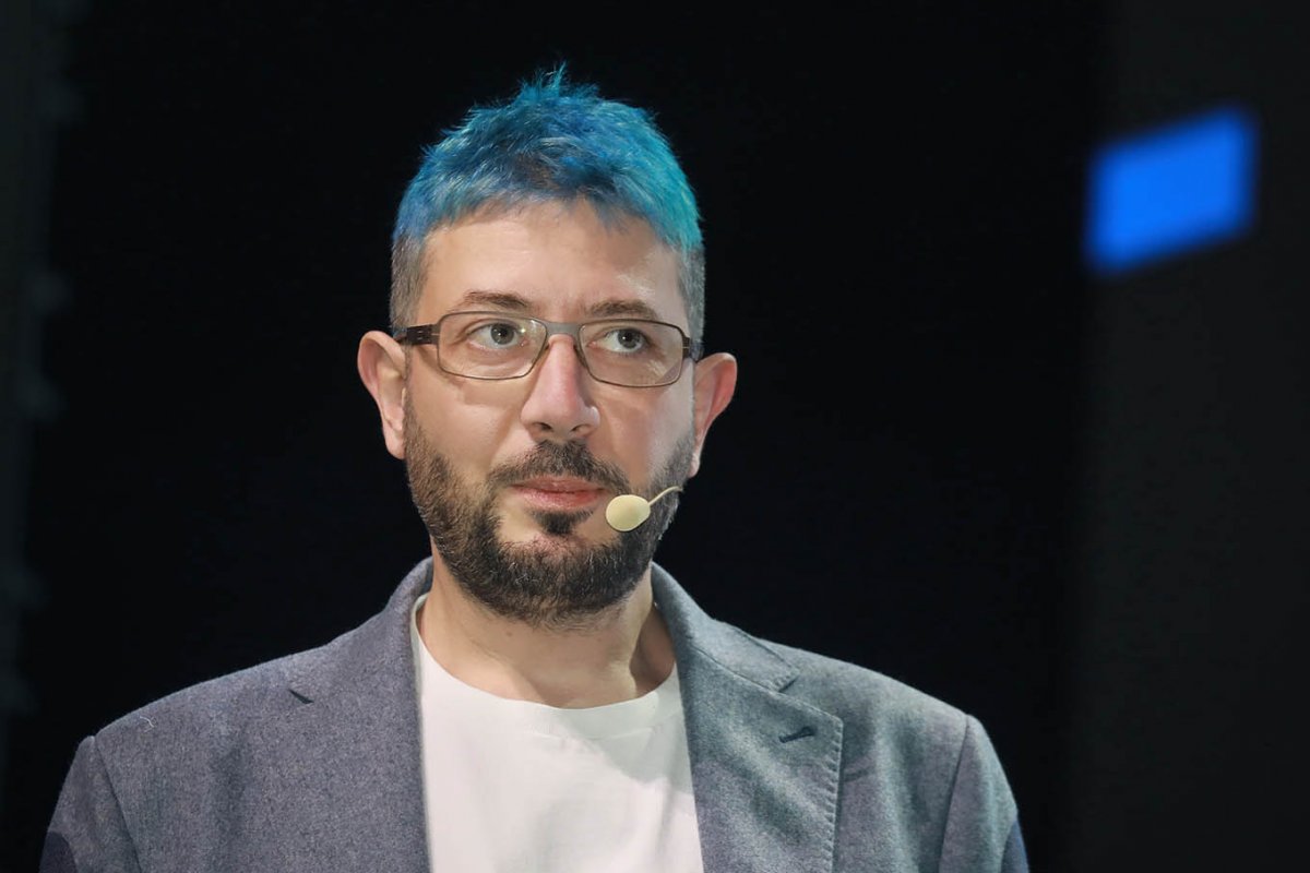 Блогер Артемий Лебедев поделился подробностями отравления беляшом Блогер Артемий Лебедев поделился подробностями отравления беляшом