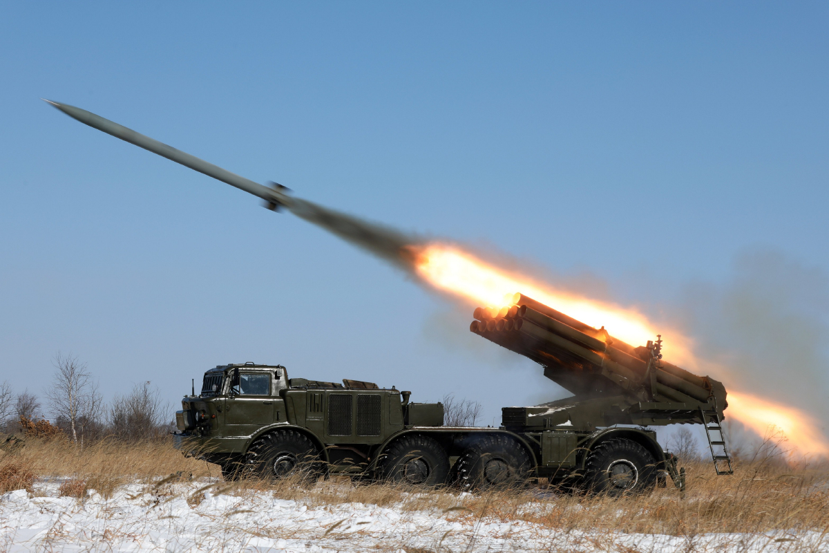 TNI: Россия проводит испытания ракеты «Орешник» как сигнал Киеву и Трампу TNI: Россия проводит испытания ракеты «Орешник» как сигнал Киеву и Трампу