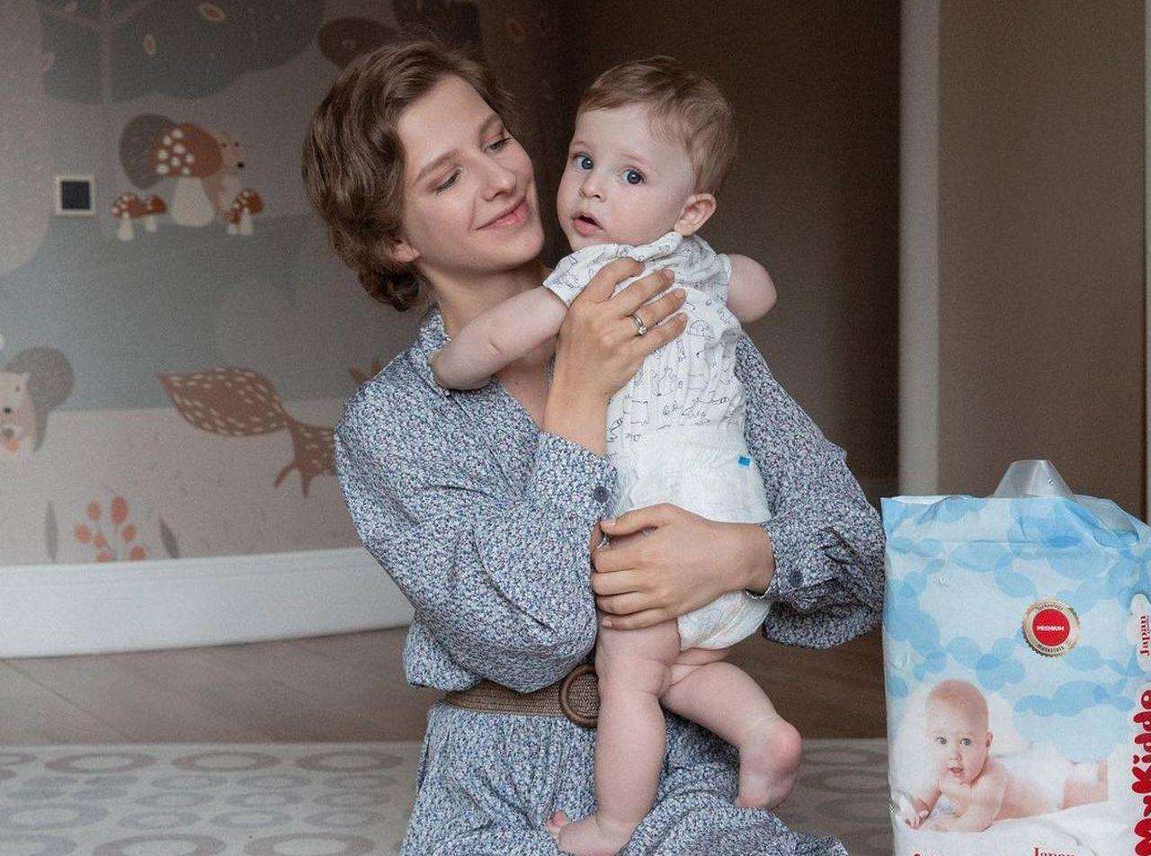 Елизавета Арзамасова показала танцующую дочь: «Растет еще один артист в семье!» Елизавета Арзамасова показала танцующую дочь: «Растет еще один артист в семье!»
