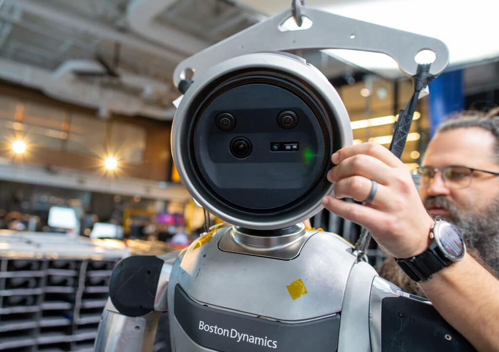 Boston Dynamics усовершенствовала систему восприятия гуманоидного робота Atlas Boston Dynamics усовершенствовала систему восприятия гуманоидного робота Atlas