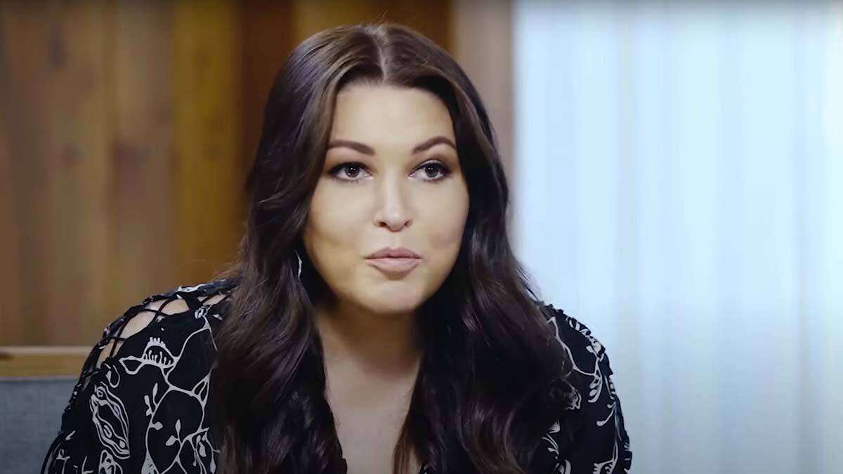 На Ирину Дубцову обрушился хейт из-за ее поведения на съемках На Ирину Дубцову обрушился хейт из-за ее поведения на съемках