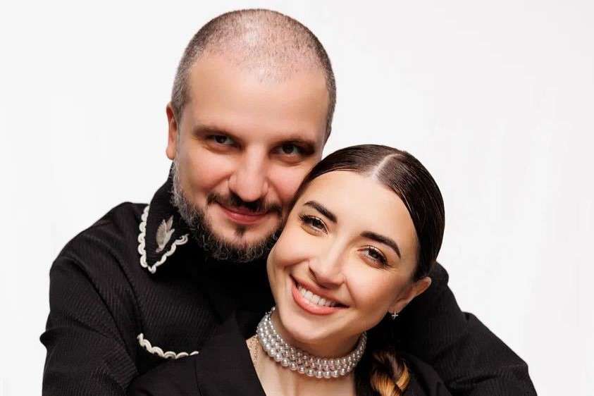 «Второй час в болоте рефлексии»: недавно вышедший из психлечебницы Позов разводится с женой