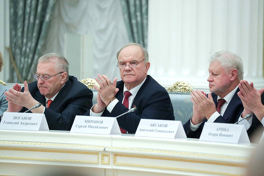 Зюганов не согласился со Степашиным по поводу Западной Украины Зюганов не согласился со Степашиным по поводу Западной Украины