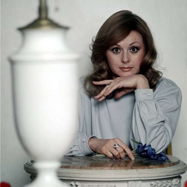 «Праздника не будет»: почему ставшая затворницей Селезнева отказалась отмечать юбилей