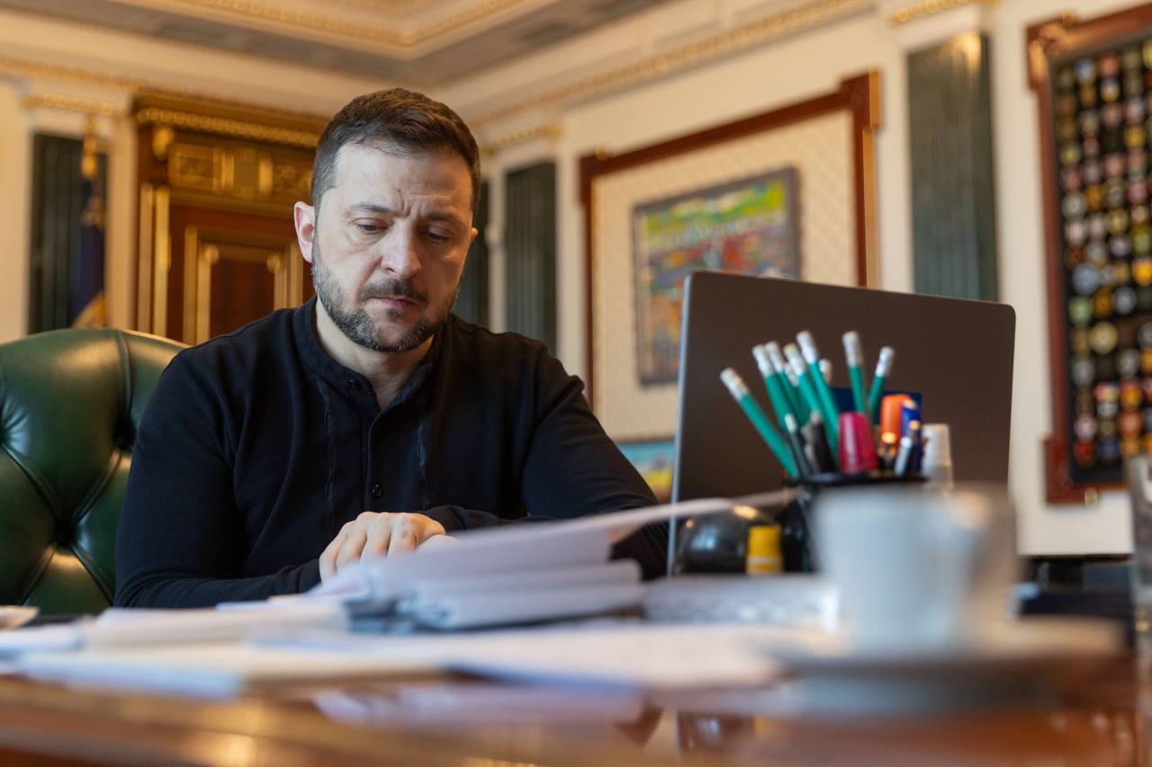 Депутат Госдумы Свинцов: Покушение на Зеленского в Польше является инсценировкой Депутат Госдумы Свинцов: Покушение на Зеленского в Польше является инсценировкой