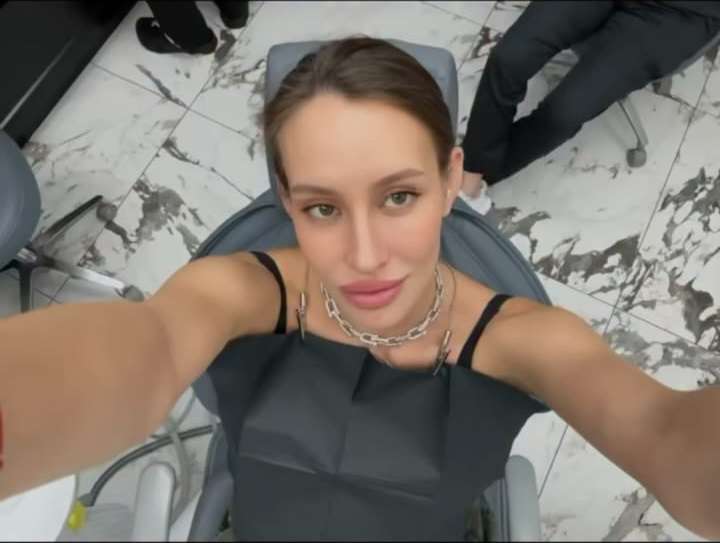 Беременная невеста Тимати сняла брекеты и гордится естественной улыбкой Беременная невеста Тимати сняла брекеты и гордится естественной улыбкой