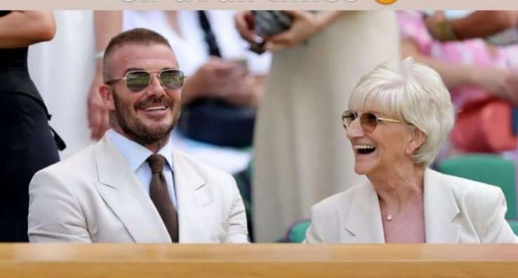 Дэвид Бекхэм просит маму называть его «сэр»