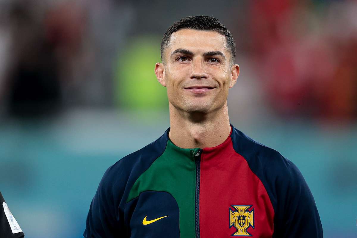 Любовь под солнцем: Роналду организовал для жены свидание на яхте