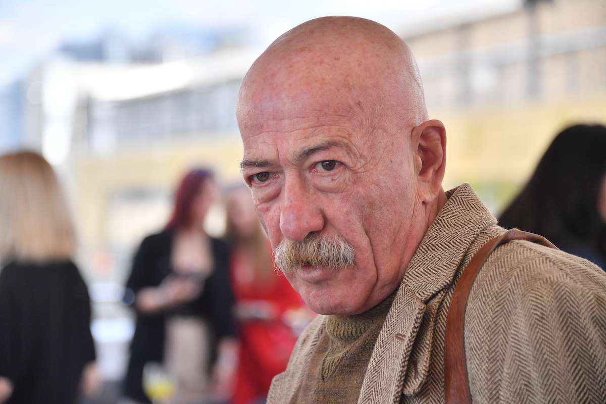 73-летний Александр Розенбаум вышел на связь после новостей о госпитализации