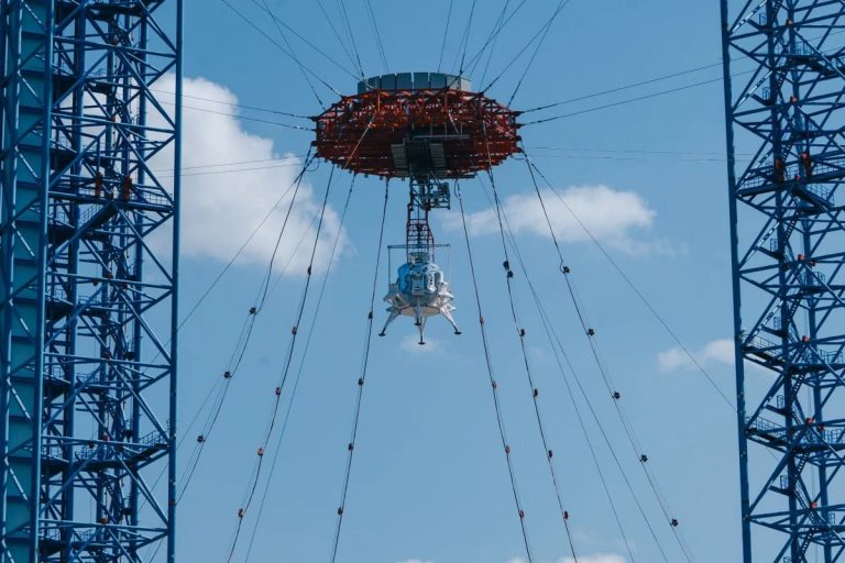 В Китае испытали посадочный модуль для пилотируемой лунной миссии