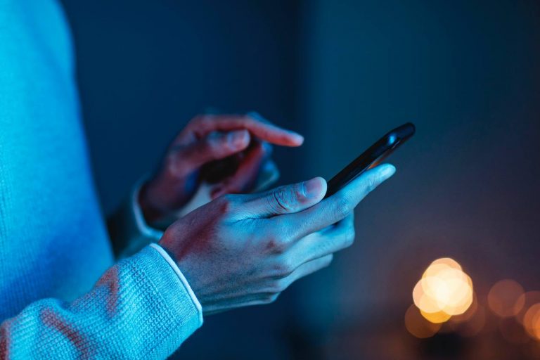 ФСБ обсуждает, как будет работать мобильный интернет при отключениях