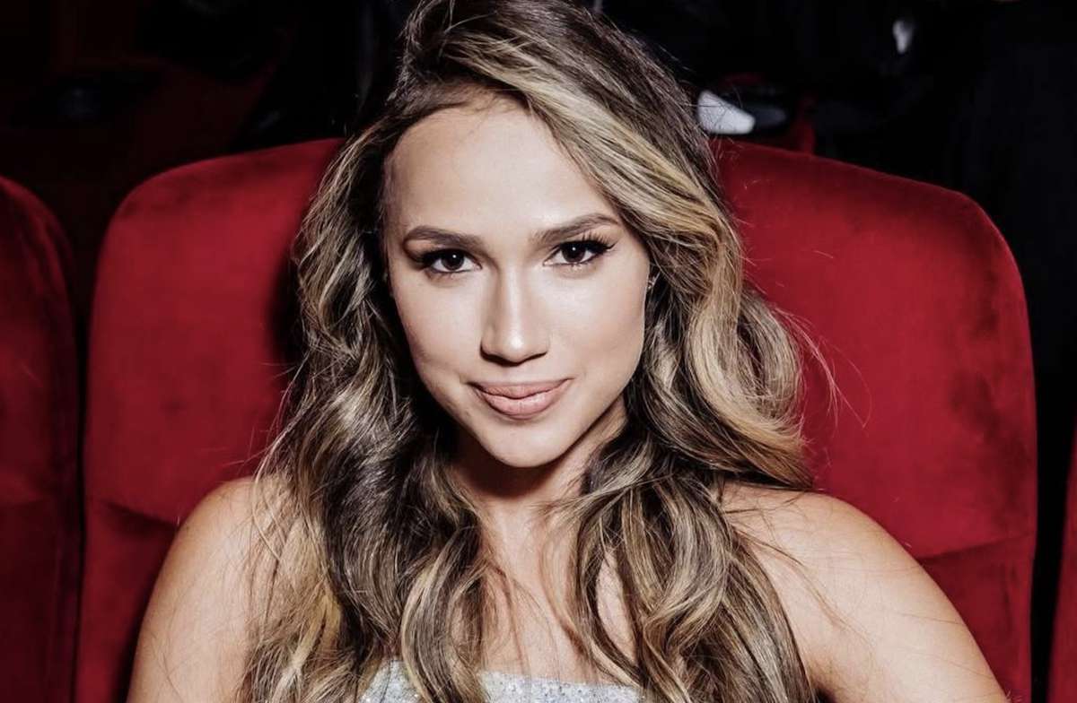 Горячо: 23-летняя фигуристка Загитова покорила Сеть снимком в мини-шортах