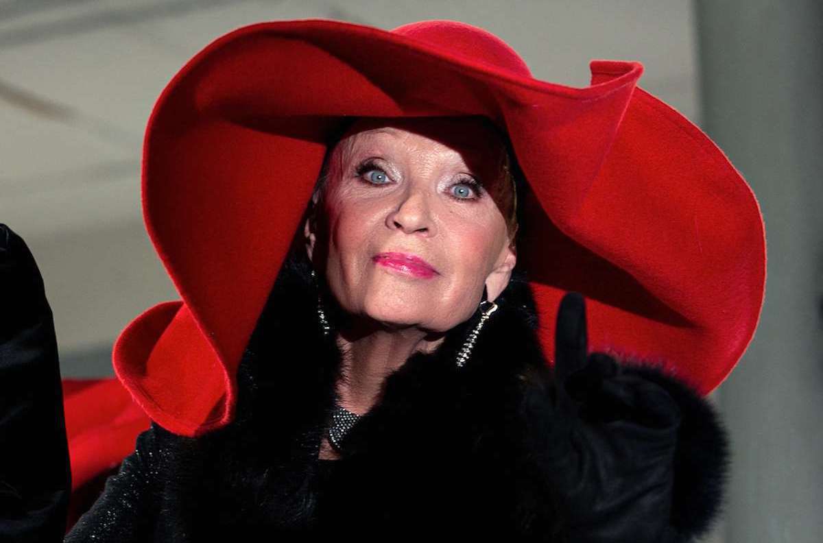 Сбегала из дома и кусала врачей: откровения внучки Светланы Светличной