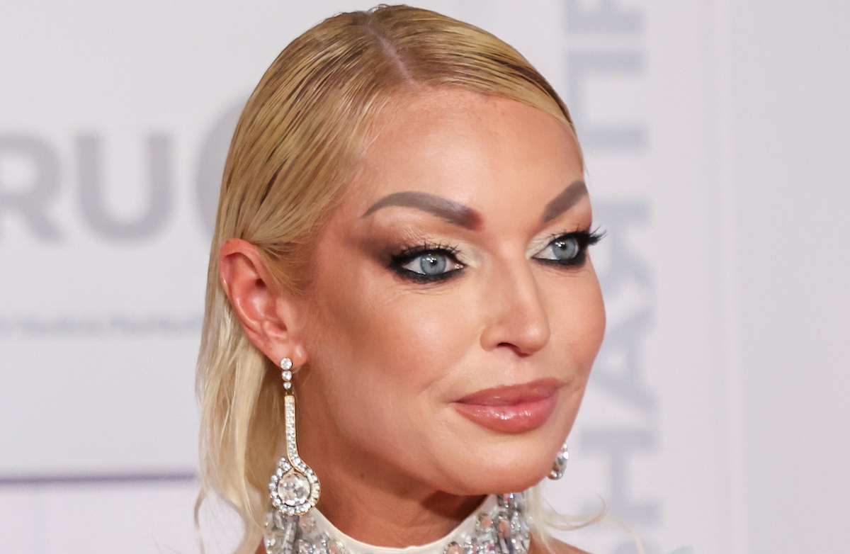 «Вам так красиво с волосами»: преобразившаяся Волочкова покорила фанатов