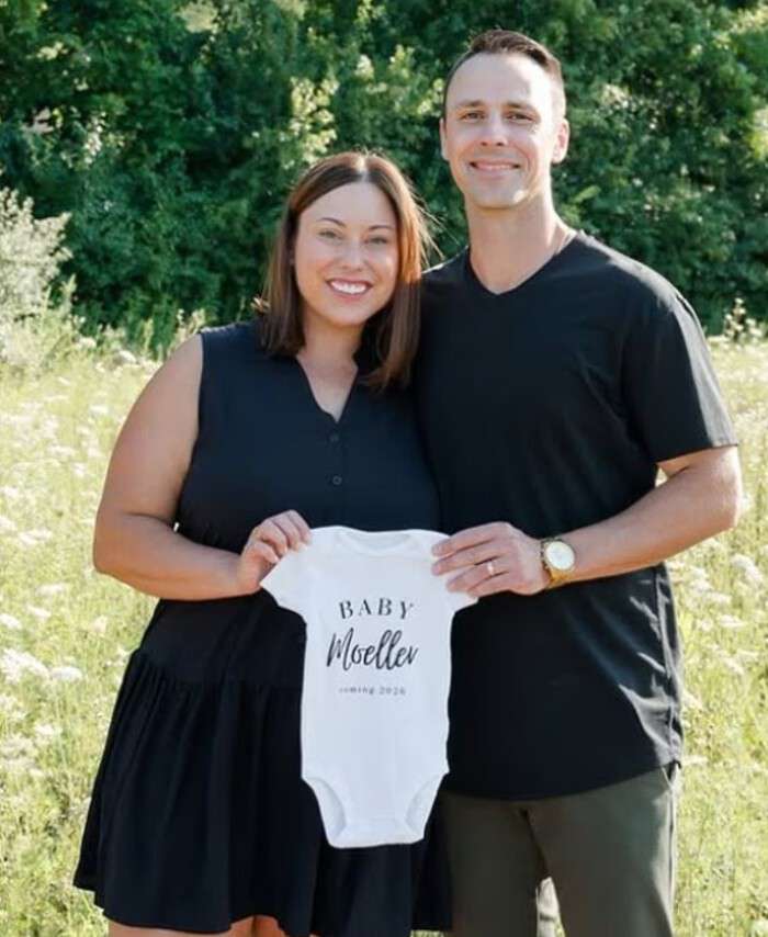 Приемная дочь Эминема готовится к рождению первенца