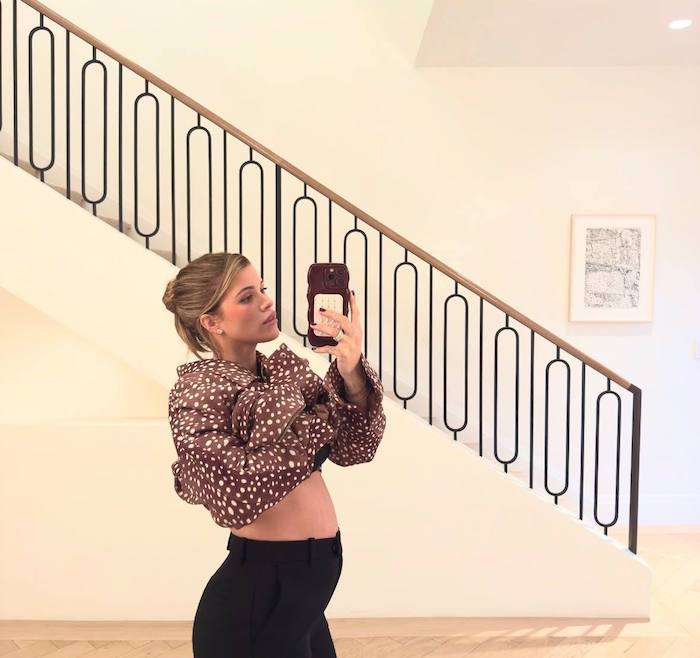 27-летняя модель София Ричи ждет второго ребенка: фото с животом