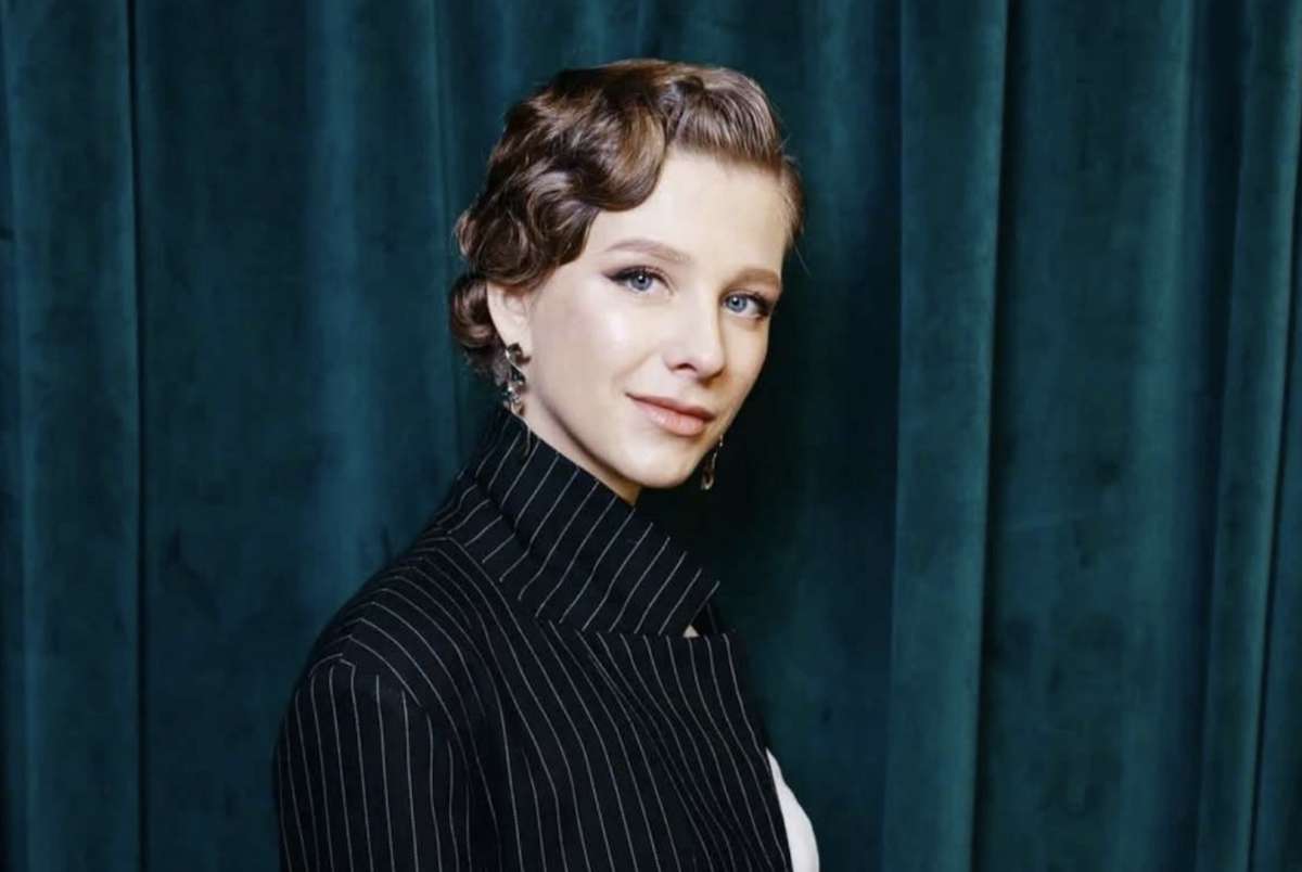 Арзамасова растрогала Сеть кадром с мамой и детьми: «Как нежно!»