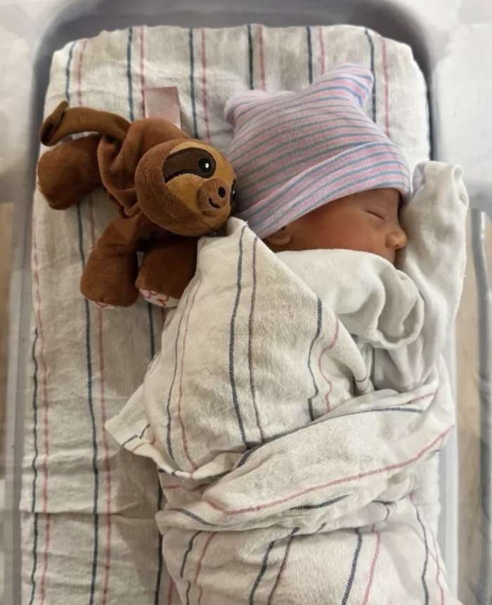 У Курниковой и Иглесиаса родился четвертый ребенок: фото